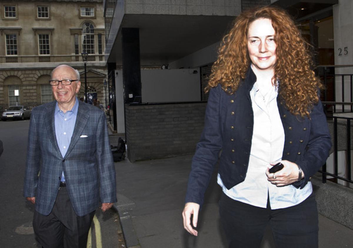 Rupert Murdoch i Rebekah Brooks, el 10 de juliol passat, a Londres.