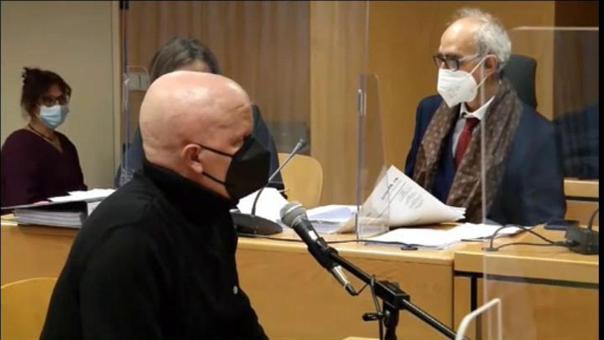 Paco Sanz, el hombre de los 2.000 tumores, pagará 37 mil euros de los 265 mil que estafó