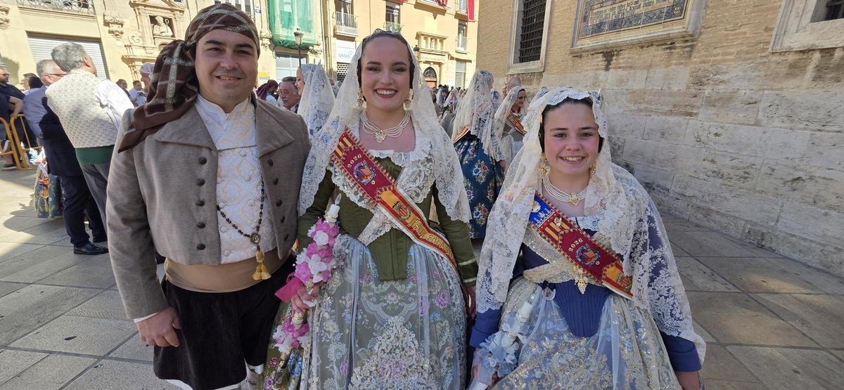 Comisiones de falla en la Procesión de la Virgen (1/7)