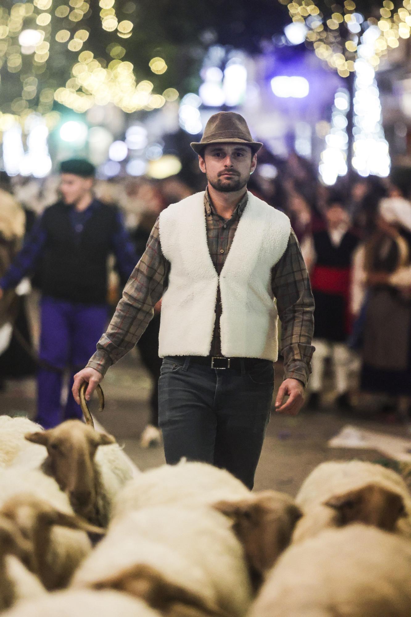 En imágenes: Así fue la multitudinaria cabalgata de Oviedo