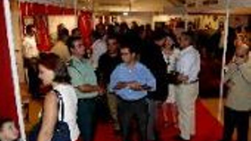 Unos 70 expositores se dan citaen 50 estands de la Feria del Toro