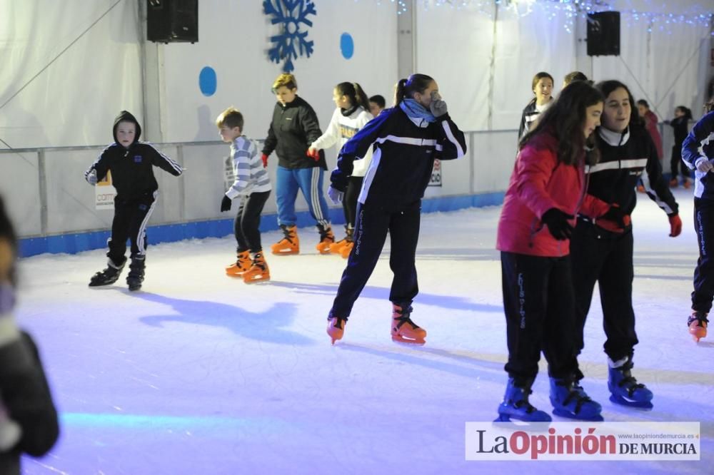 ¡Ya es Navidad en Murcia! Con pista de hielo inclu