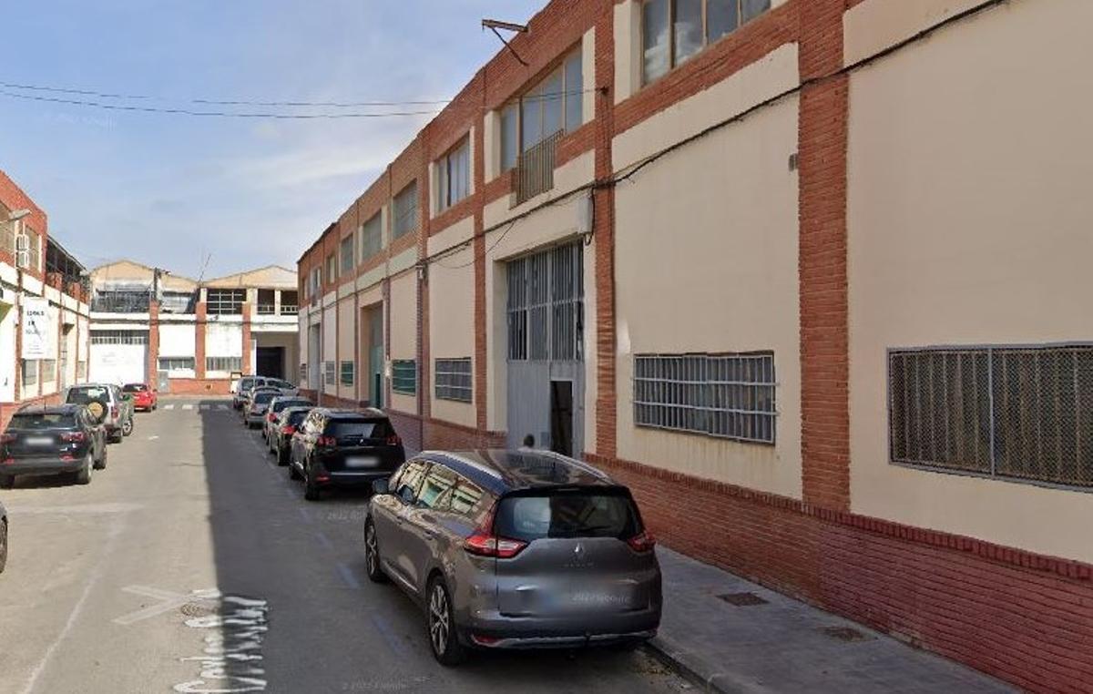 Naves de la Ciudad del Artista Fallero