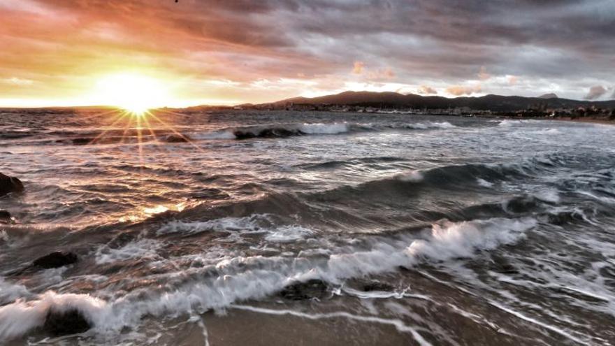 Puesta de sol en la bahía de Palma