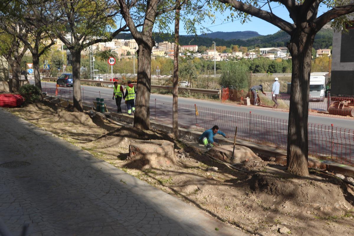 Las mejoras en la calle Júcar incluyen la creación de una zona de juegos.
