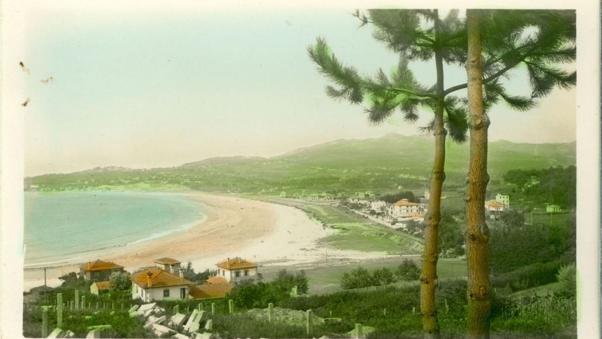 Postal de las playas cercanas a Vigo, décadas antes del aluvión de bañistas.   | // GALICIANA