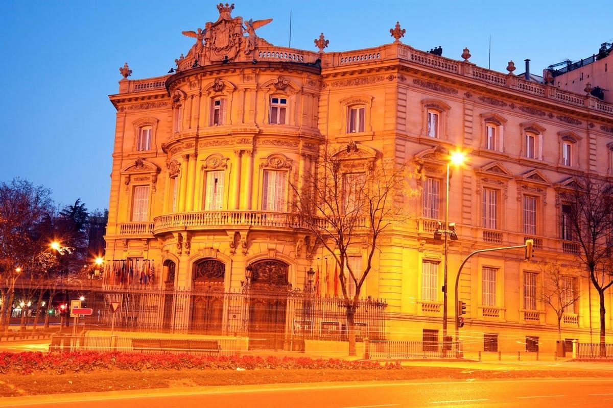 Palacio de Linares Madrid Casa de América hermanamiento Buenos Aires