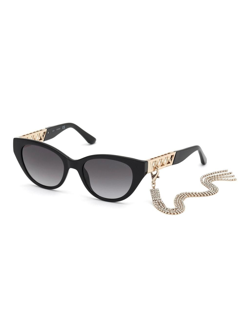 Gafas de sol estilo 'cat eye' de Guess