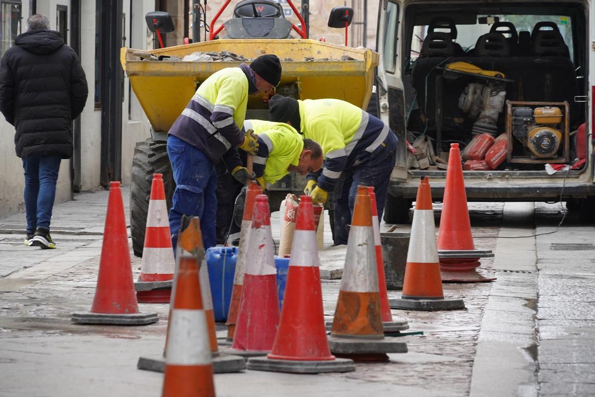 Siguen las obras de mejora en el centro de Zamora, cada vez más cerca ...