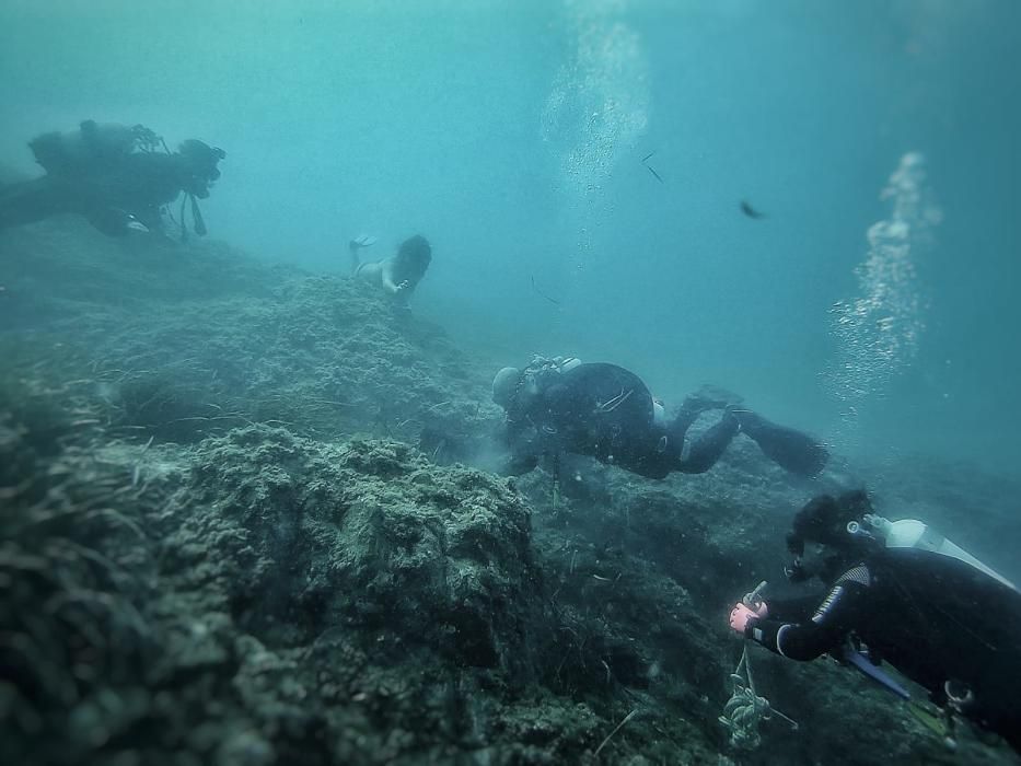 ONG Ghost Diving: recollir residus del fons marí sense contaminar