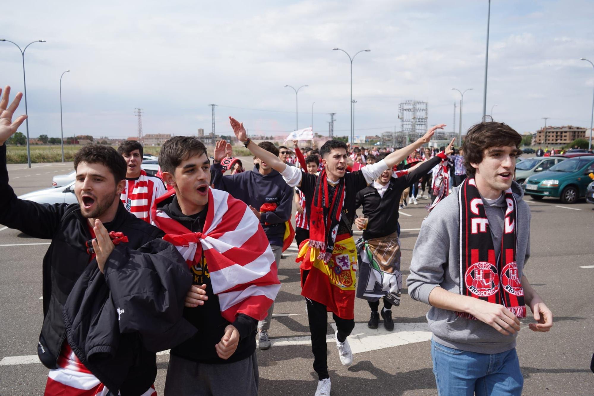 GALERÍA | Ambiente de play-off en el Ruta de la Plata ante el Zamora CF - Alavés B