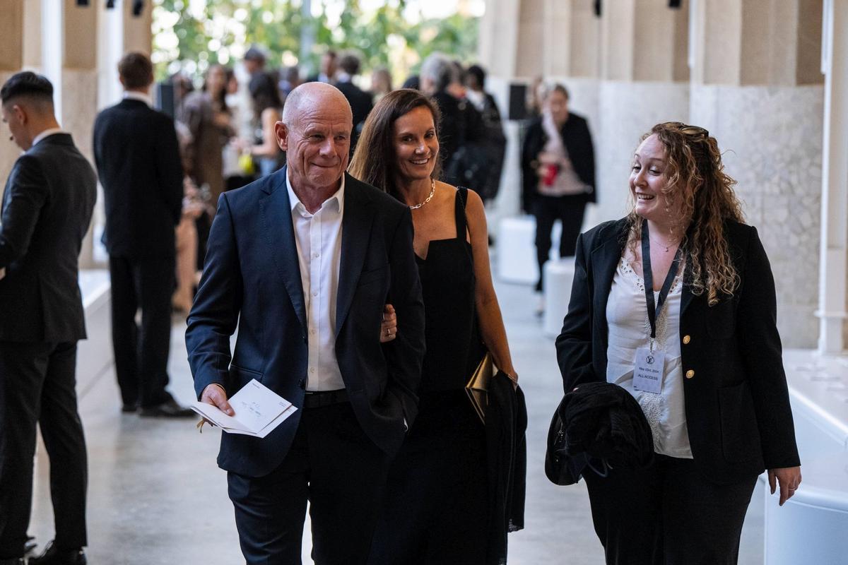 Louis Vuitton presenta en el Park Güell su colección Crucero 2025