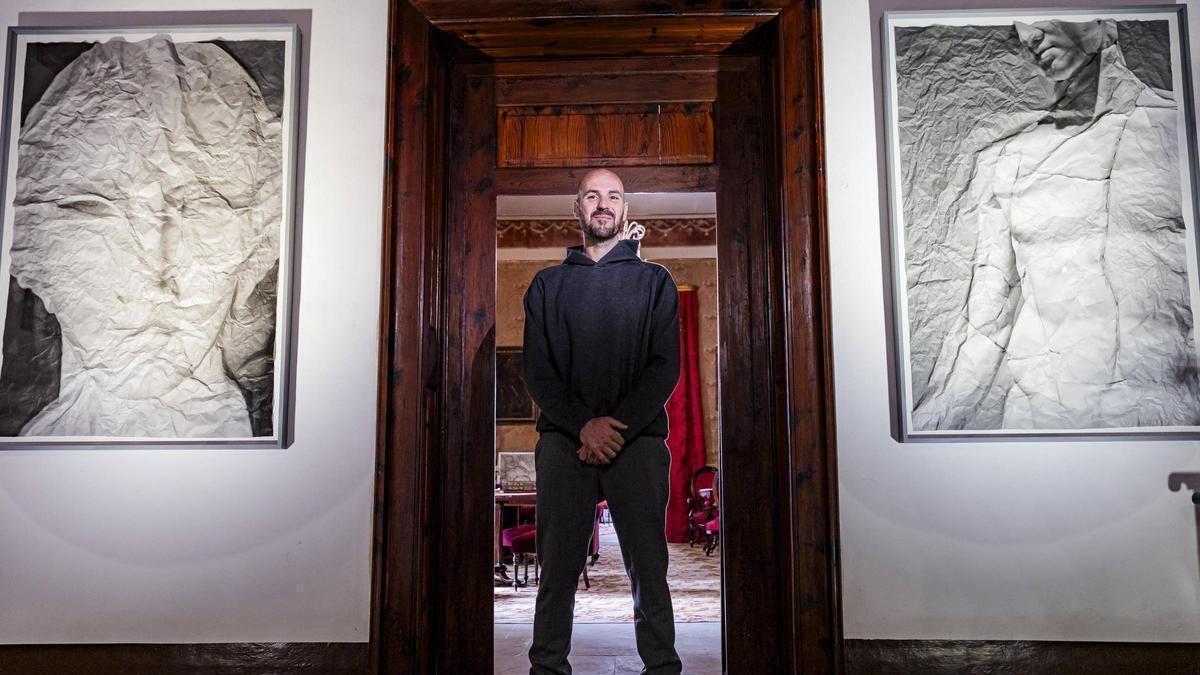 VÍDEO | Toni Amengual, fotógrafo: “Las imágenes funcionan como sistema de control”