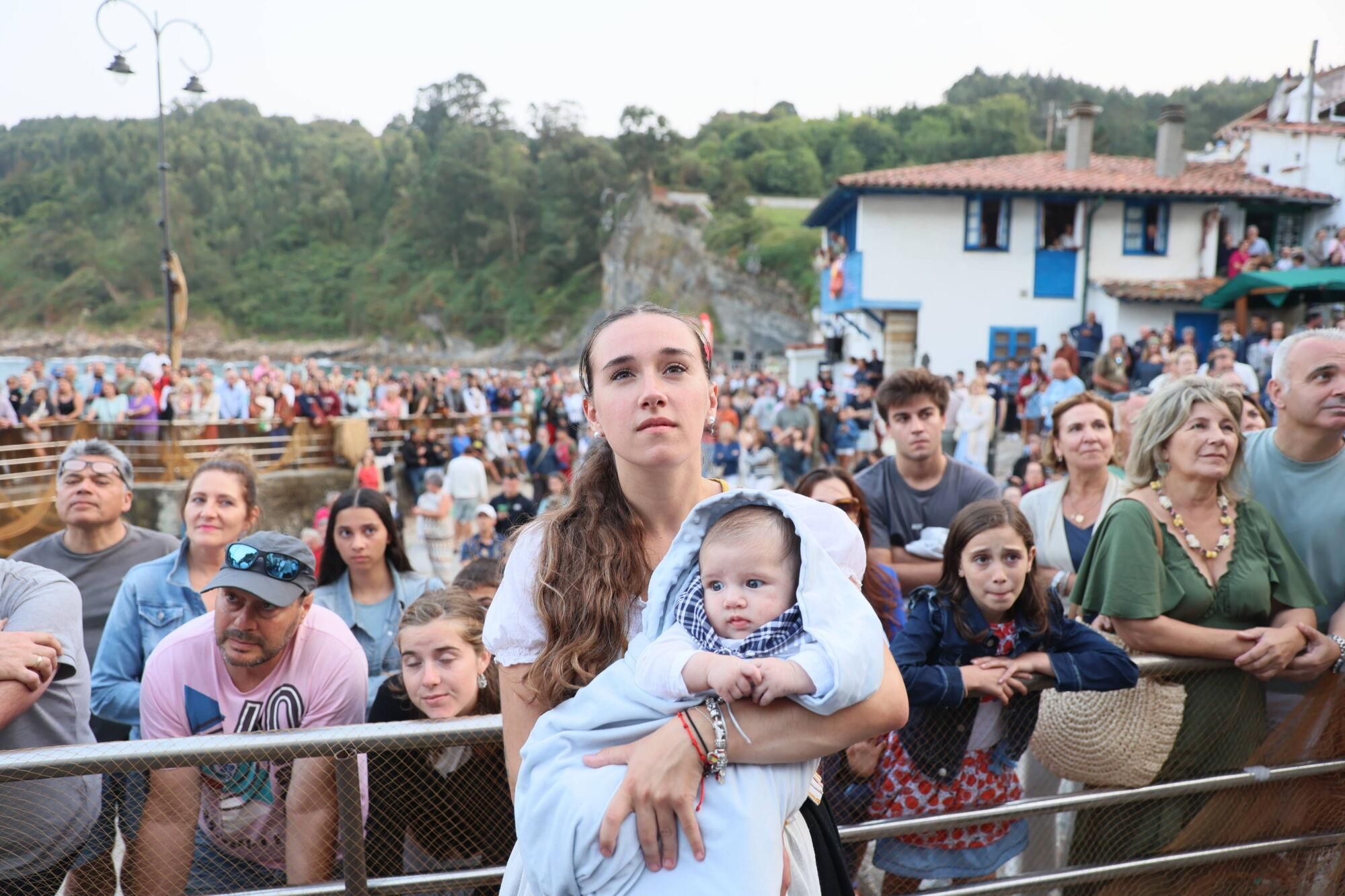 Carlos V siempre desembarca en Tazones