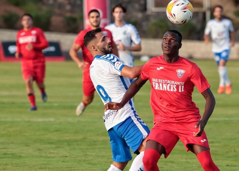 Primer partido amistoso del CD Tenerife, contra el Águilas