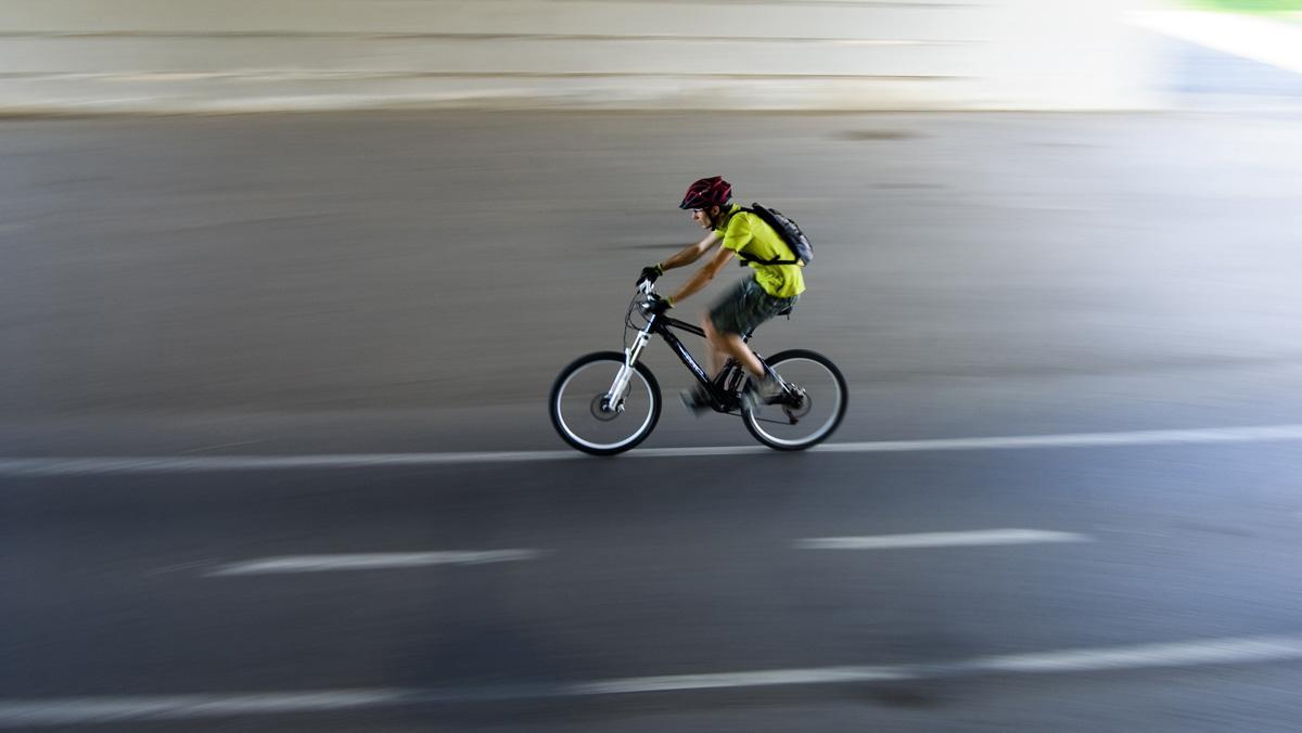 La bicicleta es un medio de transporte que cada vez utilizan más usuarios en las carreteras