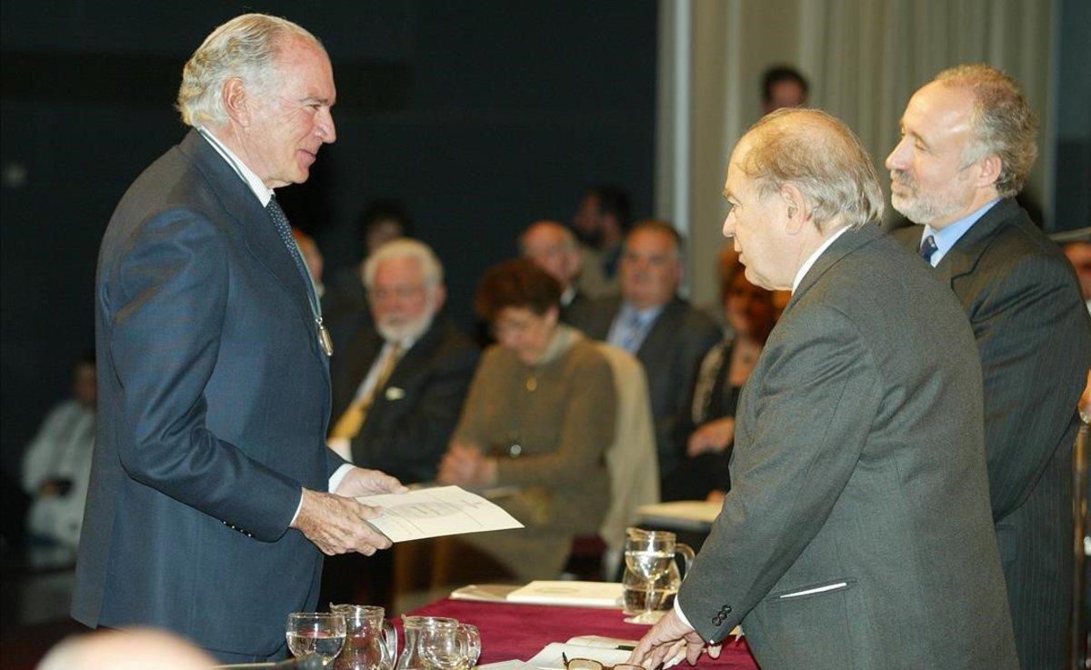 Mariano Puig, en la entrega de los Premios Tarradellas en el Palacio de congresos de la Fira, en febrero del 2003.