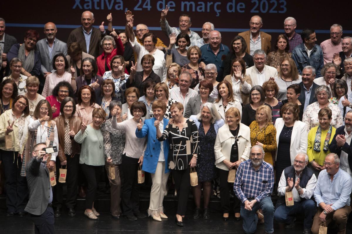 Xàtiva. Homenaje jubilados del departamento de salud Xàtiva - Ontinyent 2019-2022