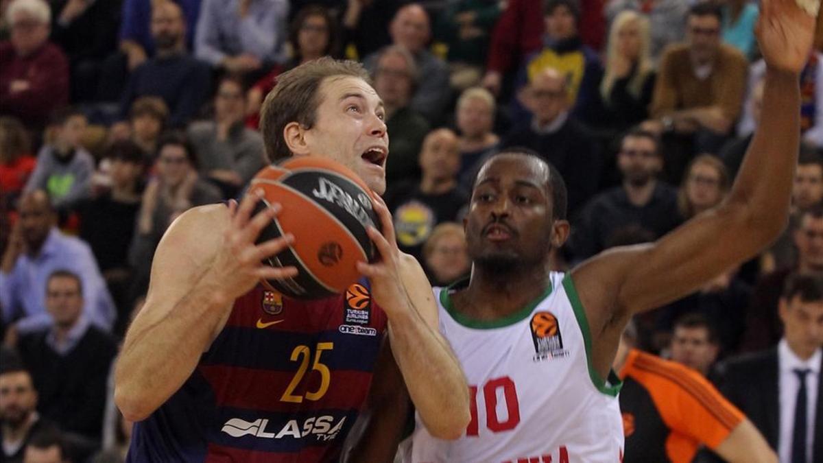 El Barça se estrelló ante el Baskonia en otro día nefasto a todos los niveles