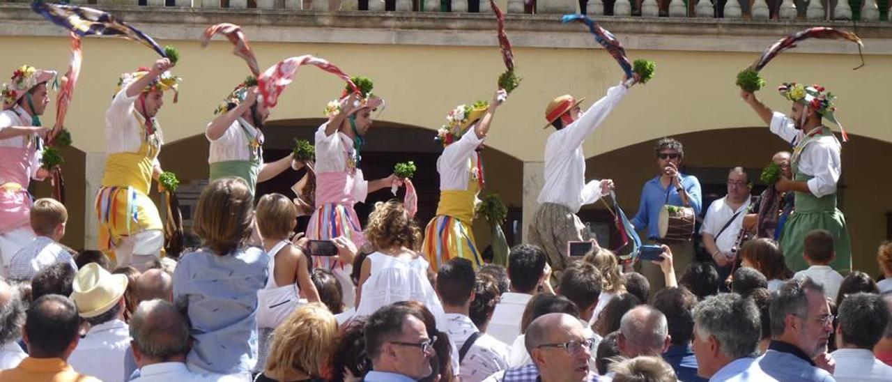 El ball dels Cossiers de Montuïri per sant Bartomeu, una tradició arrelada.