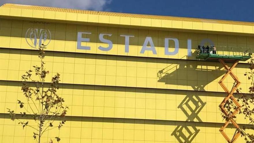 El Villarreal CF le pone letras fijas al Estadio de La Cerámica