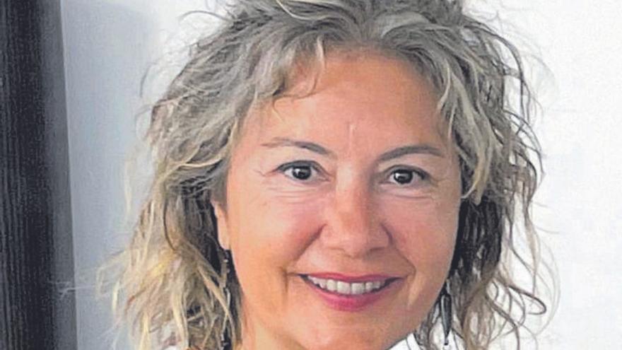 Carme Soler,  presidenta de la Associació Malalts i Amics de Sensibilització Central (AMASC): «Atonta un poco al igual que los opiáceos»