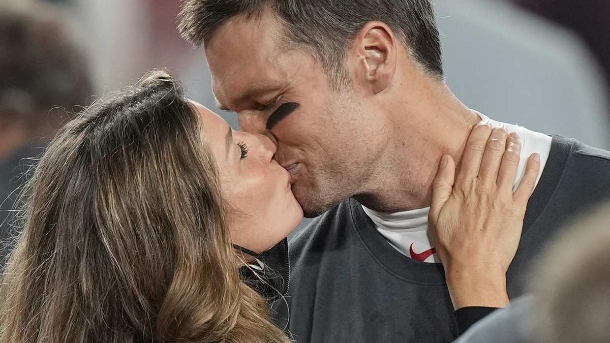 El beso de Gisele Bündchen y Tom Brady en la Super Bowl 2021 se hace viral