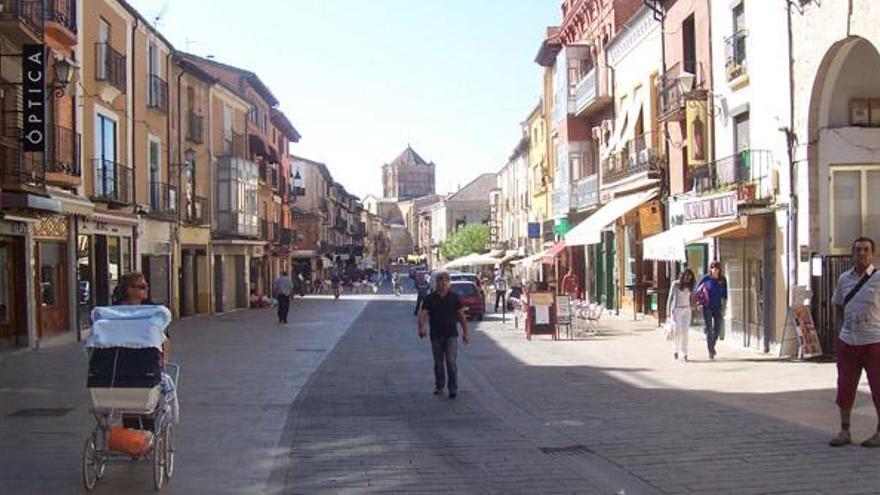 Zona que los hosteleros y comerciantes quieren que se abra al público.