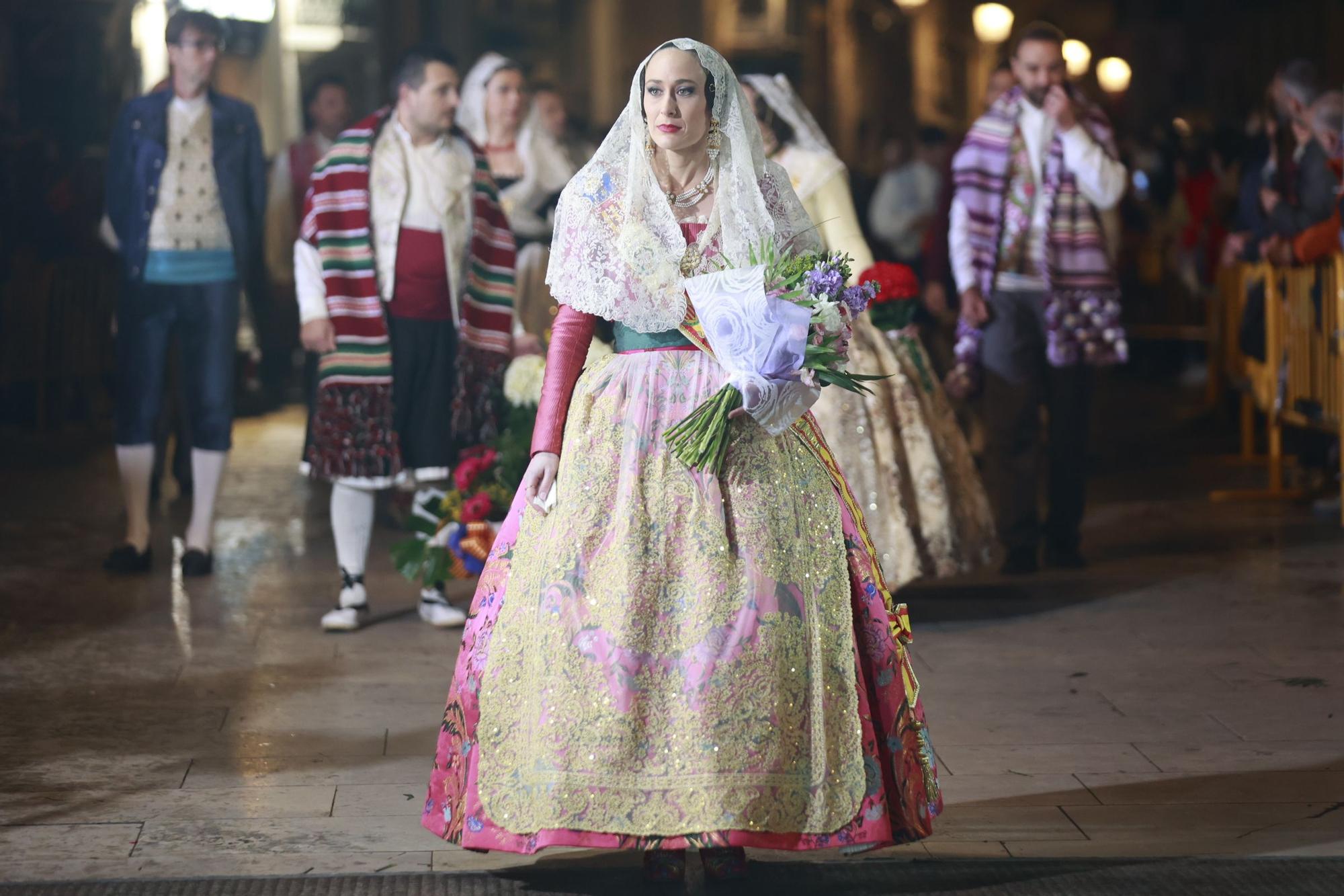 Búscate en la Ofrenda por la calle Quart (entre 23.00 y 24.00 horas)