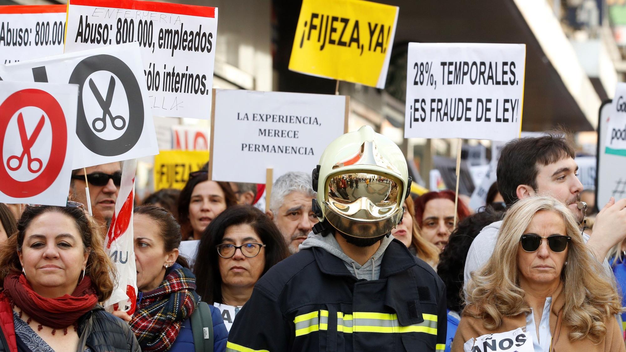 Manifestación de interinos contra el abuso de temporalidad en la Administración, el 15 de febrero de 2020 en Madrid.