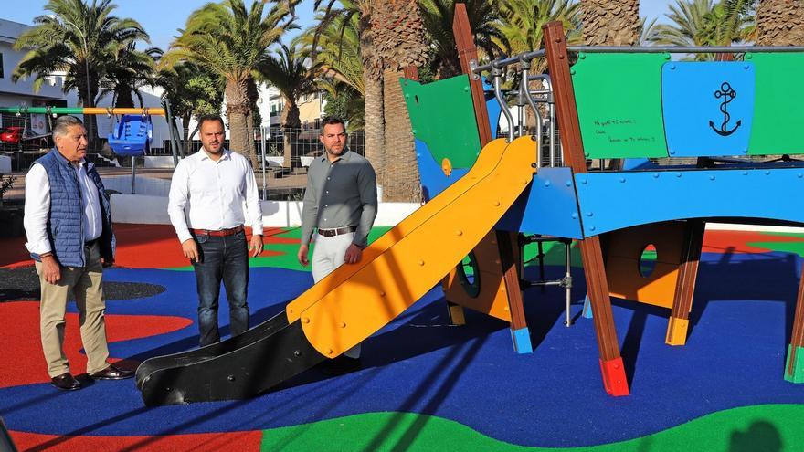 Todos los parques infantiles de Arrecife estrenarán nuevo suelo sintético en este 2024