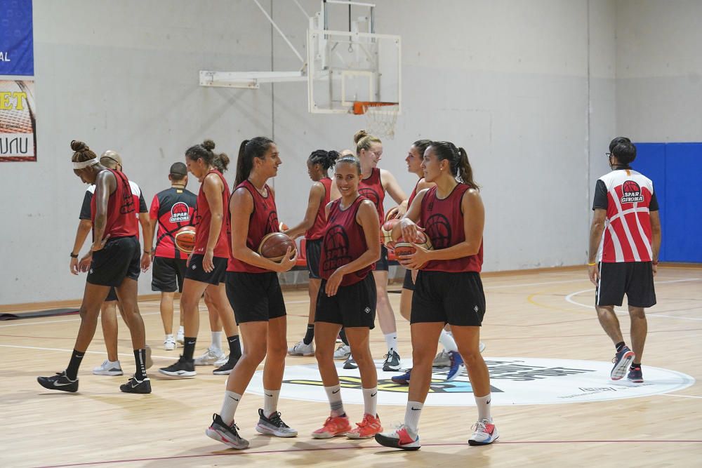 Primer entrenament grupal de l'Spar Girona