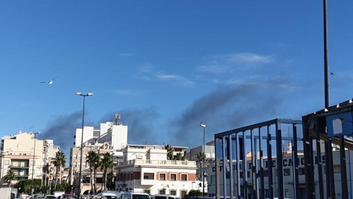 El fuego visto desde Santa Pola El fuego visto desde Santa Pola