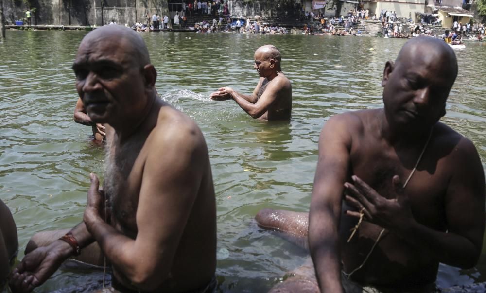 Ritual del 'trapan' a l'Índia