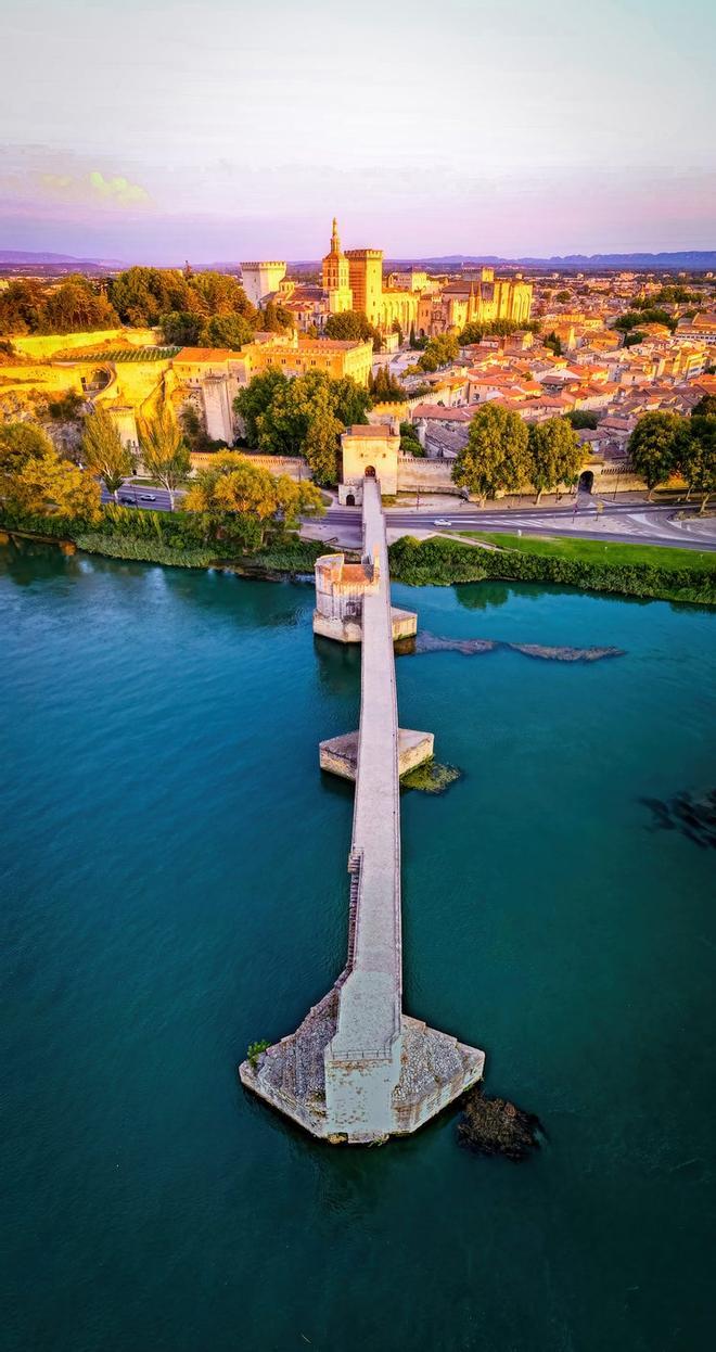 Puente de Aviñón, Francia