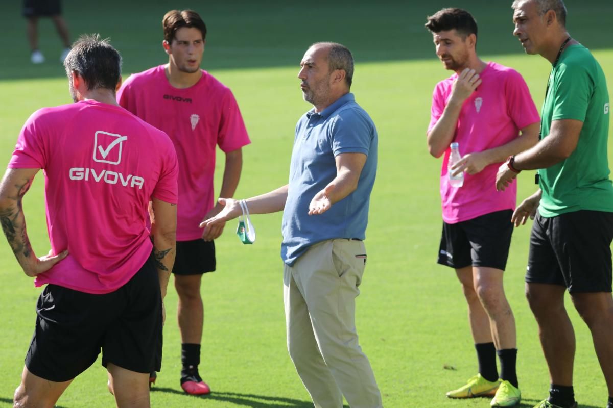 El Córdoba CF vuelve a jugar en El Arcángel
