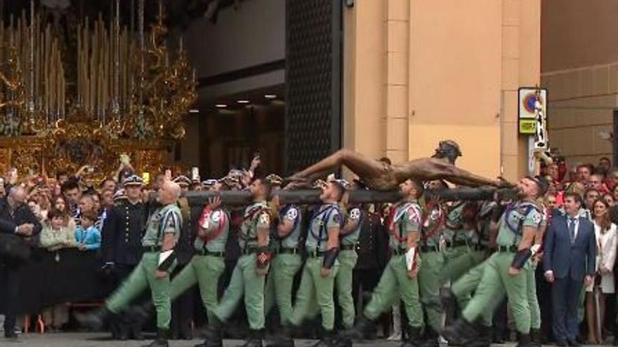 La Legión canta el 'Novio de la muerte' en Málaga