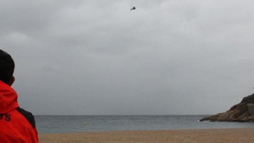 Segona jornada sense èxit de recerca del pescador de Tossa.