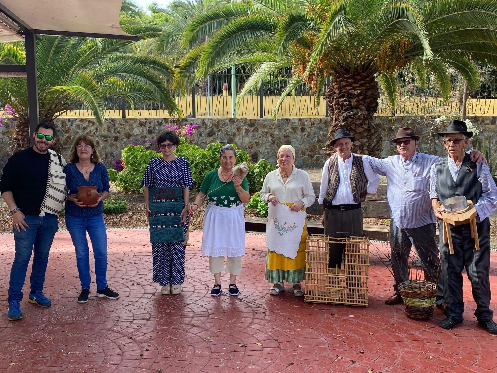 Muestra de artesanía canaria por las fiestas de San Lorenzo