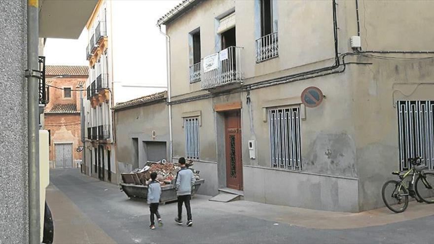 Reforman la casa abadía para que dé servicio a la parroquia