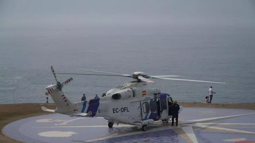Evacuación de una persona en el entorno de la Torre de Hércules