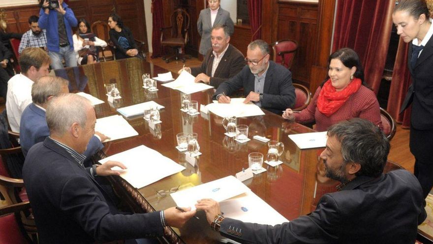 Años de promesas y pocas realidades en el área metropolitana de A Coruña