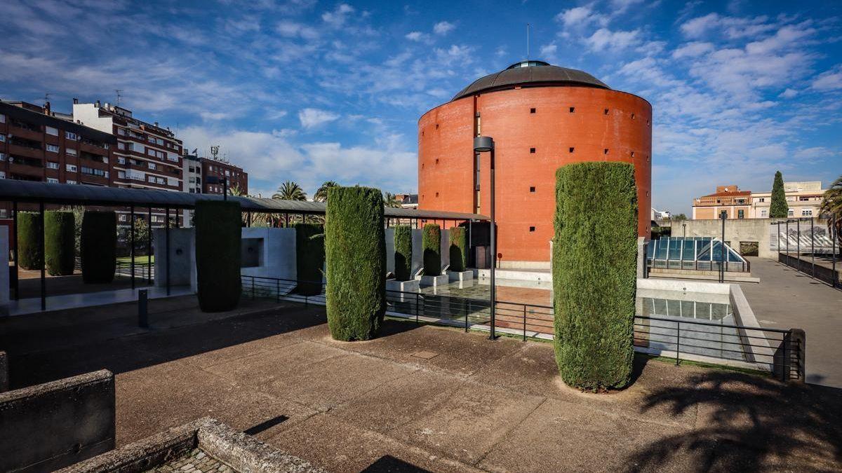 Jardines del Museo Extremeño e Iberoamericano de Arte Contemporáneo de Badajoz.