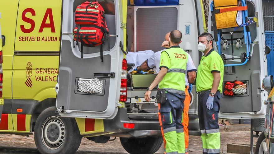 Trabajadores de emergencias critican que Sanidad prescinde de las ambulancias municipales