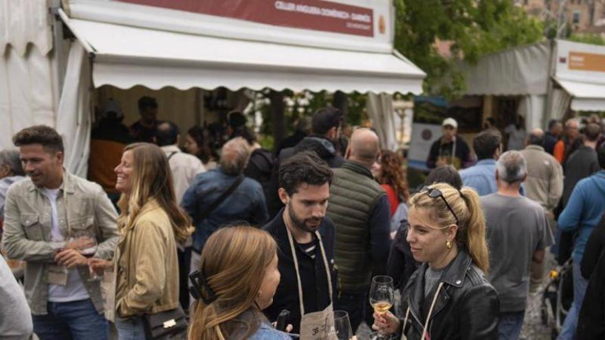 Només vermuts i algun licor se salven del descens