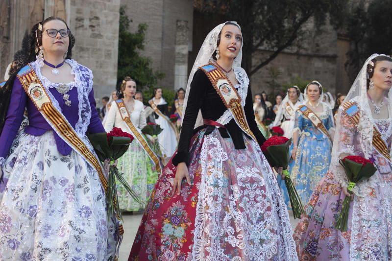 Comisiones falleras que han desfilado hasta las 18:00 horas.