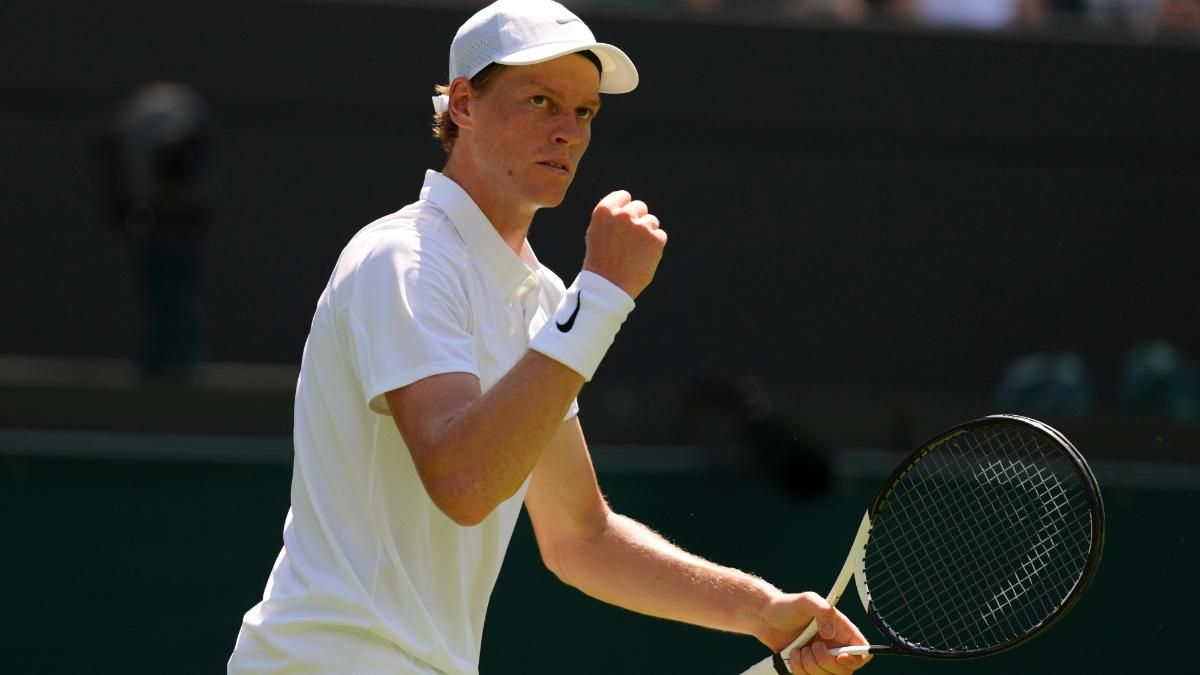 Sinner celebra su primera victoria en Wimbledon