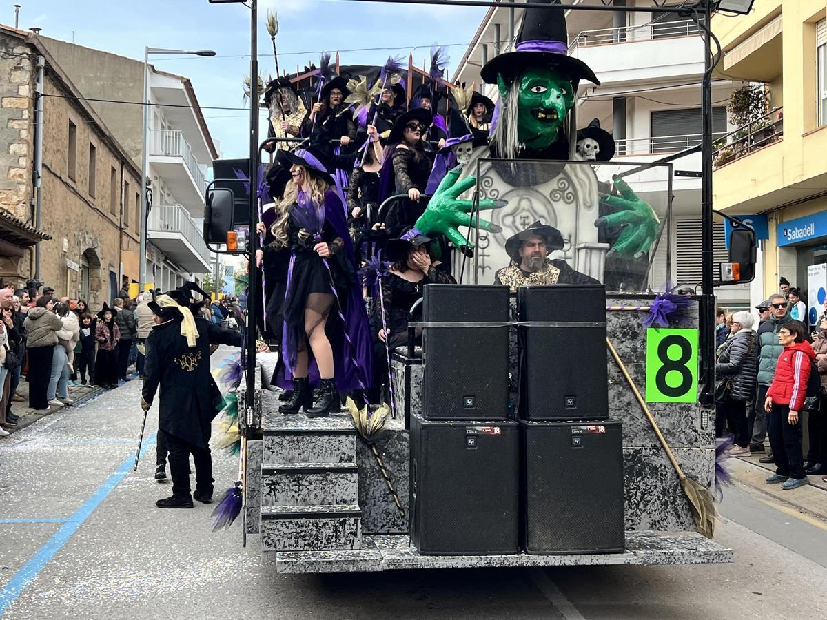 Les imatges de la rua del Carnaval de l'Escala