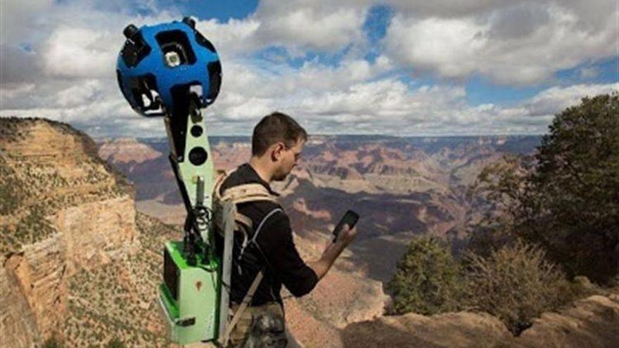 Google coge la mochila para fotografiar el Gran Cañón