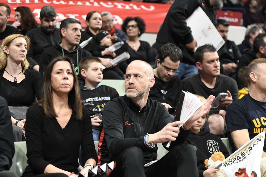 Todas las imágenes del partido del UCAM Murcia contra el Bàsquet Girona